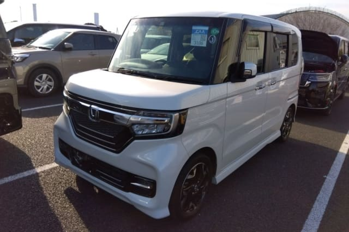HONDA N BOX CUSTOM, 2018/03